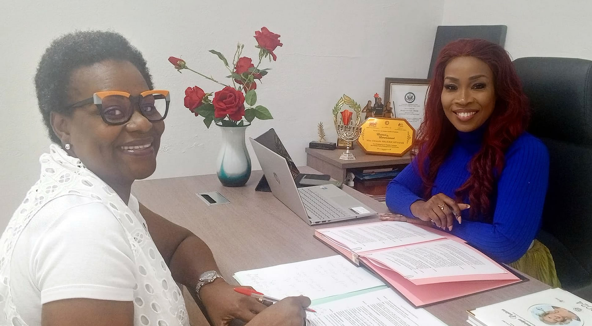 Mme Kouma d'Etoffes Précieuses et Mme Mélèdje de WinnerMind signent une convention de partenariat - Mars 2024